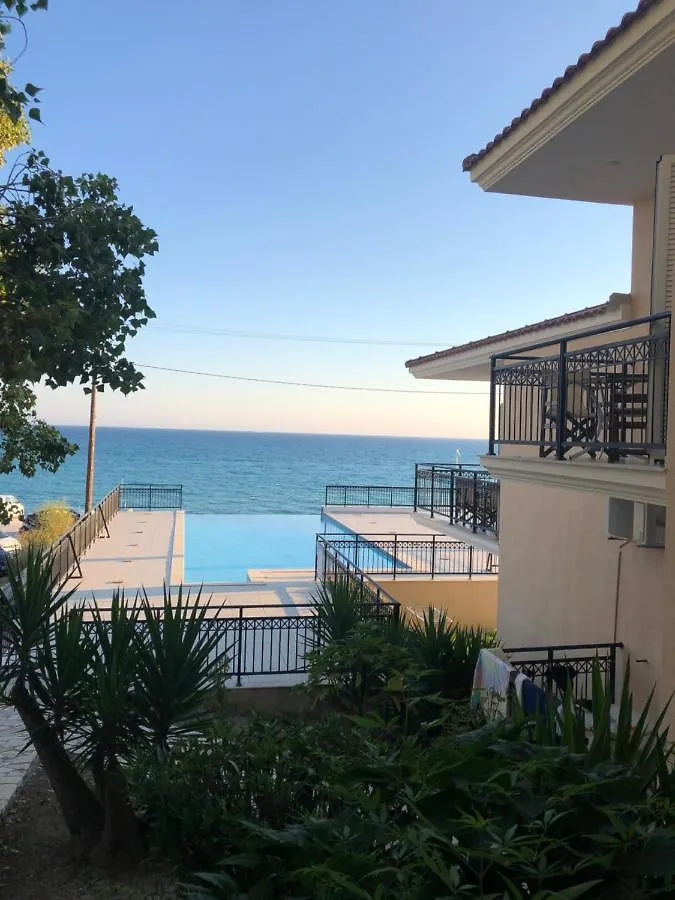 Lourdas Beach Apartments Lourdata  3*, Lourdata (Kefalonia)